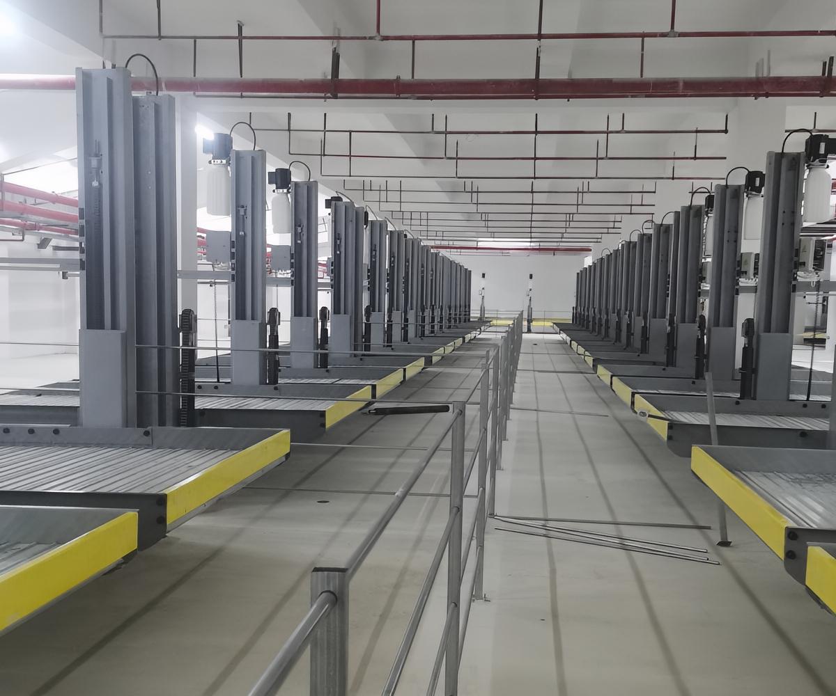 智能立體車庫租賃指南兩柱橫移式與簡易升降類車位解析